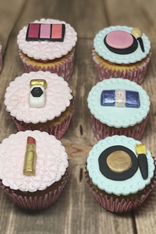 Make up cupcakes - made with love by Julie's Cake Company